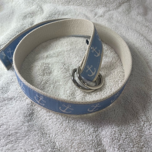 CHATHAM T COMPANY BELT IN LIGHT BLUE ANCHOR PRINT - Small - Picture 1 of 4
